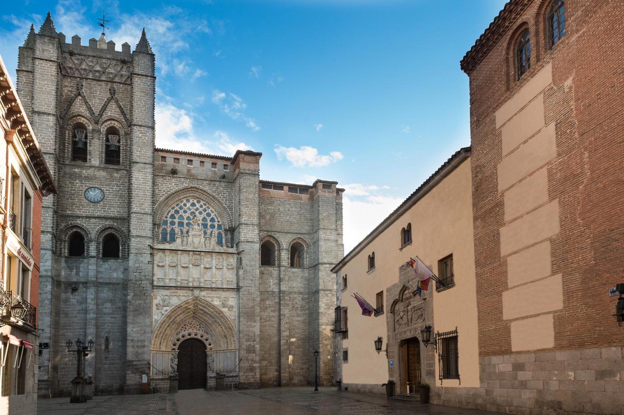 Palacio Valderrabanos Ávila Exterior foto