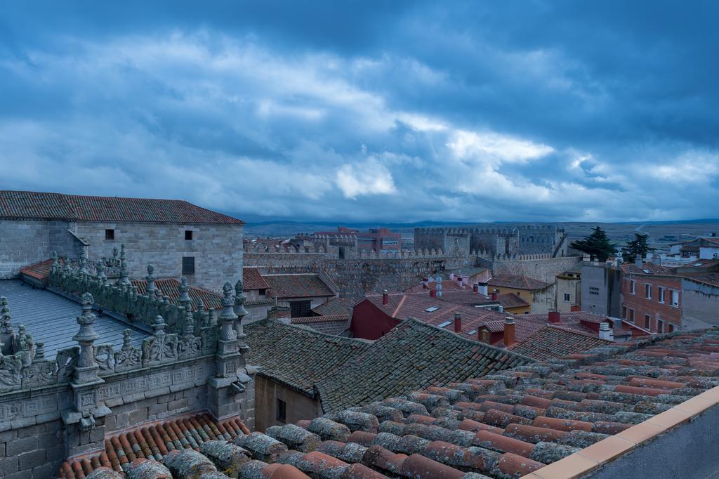 Palacio Valderrabanos Ávila Exterior foto